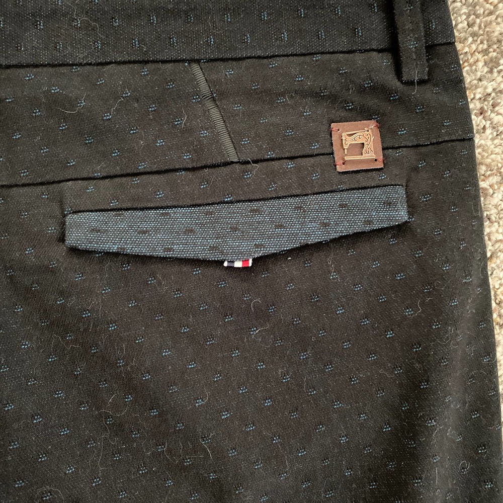 Tailored Recreation Premium Men's Pants - Size 36 x 32 - Picture 6 of 6
